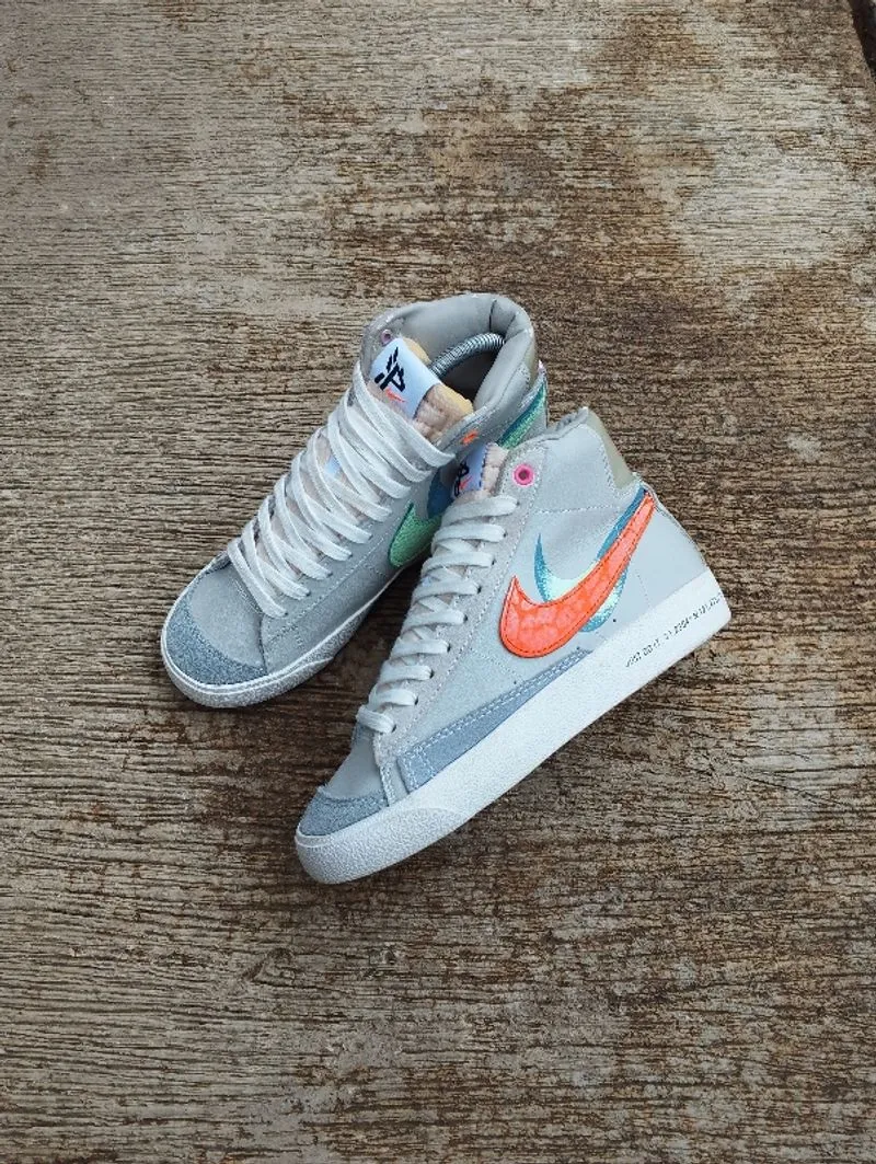 NIKE BLAZER MID 77 VINTAGE GREEN ORANGE SECOND 36  photo 1