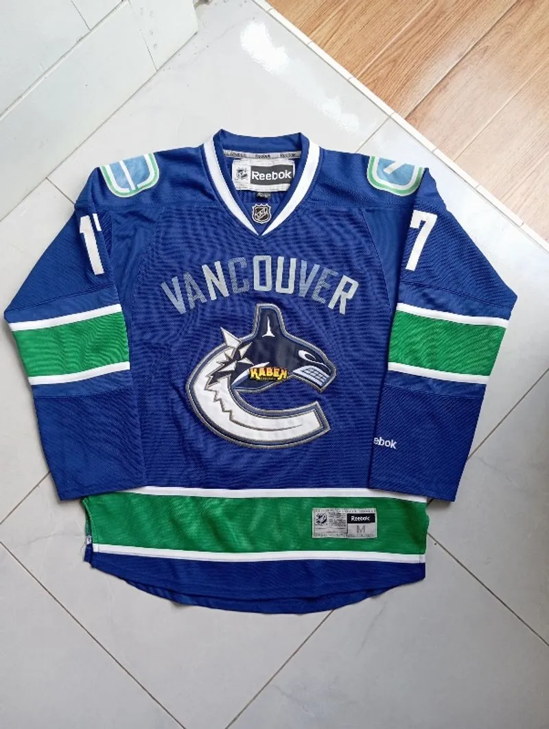Jersey hockey NHL Vancouver Canucks photo 1