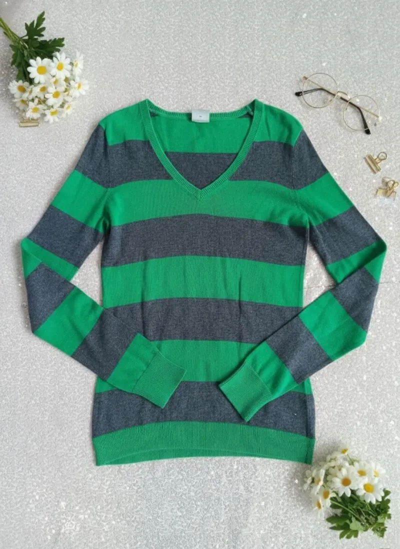 Baju wanita/Baju preloved/Baju crop/Baju murah/Baju atasan photo 1
