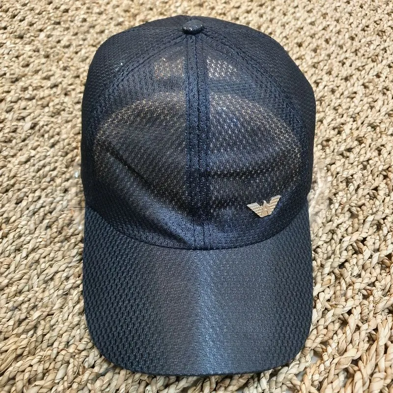 TOPI ARMANY photo 1