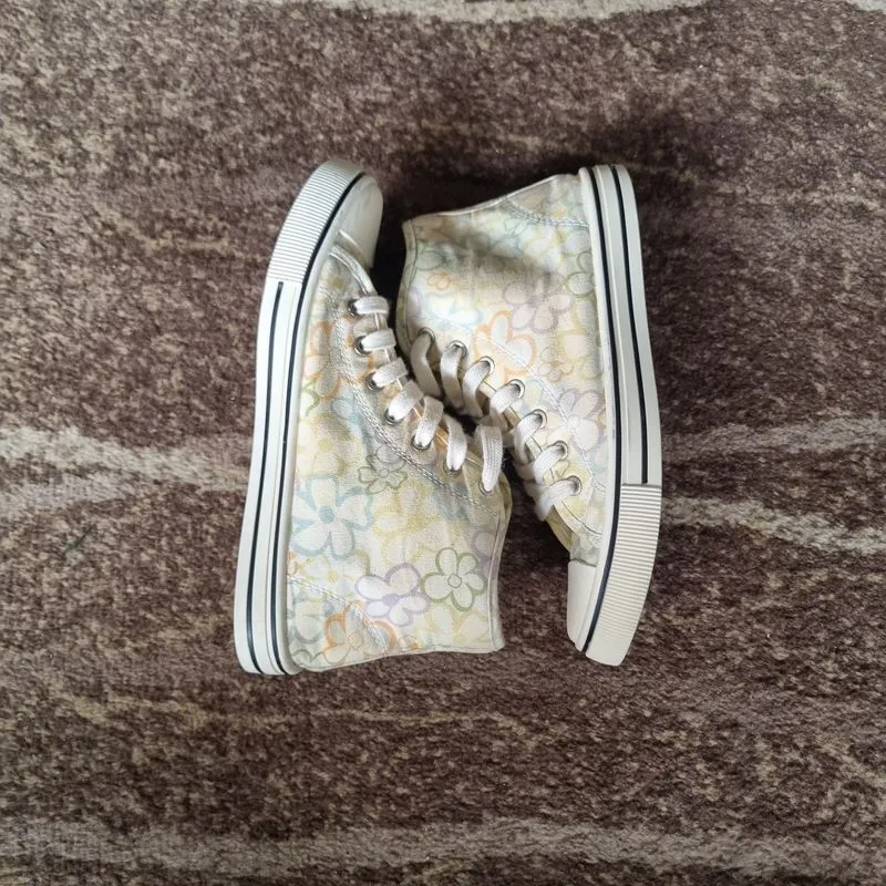 Sepatu Rubi Vegan photo 1
