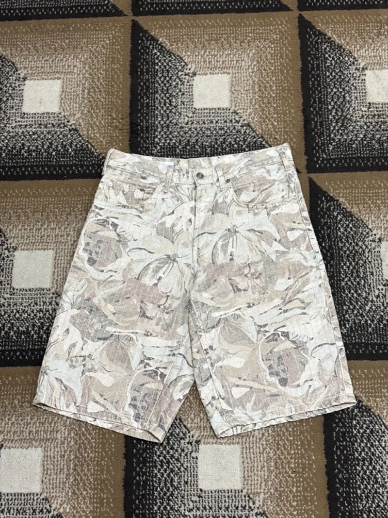 ZARA JORTS photo 1