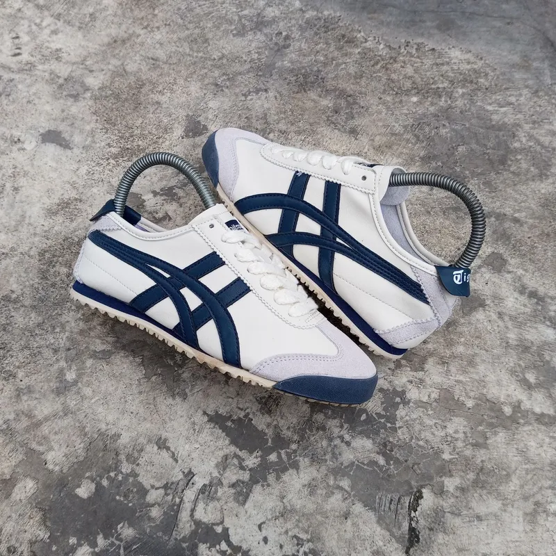 Onitsuka Tiger Casual Sneakers Wanita white navy photo 1