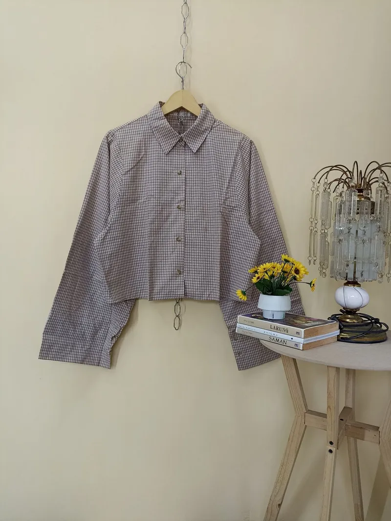 Luxury Minimalist Shirt Wanita white tan brown photo 1