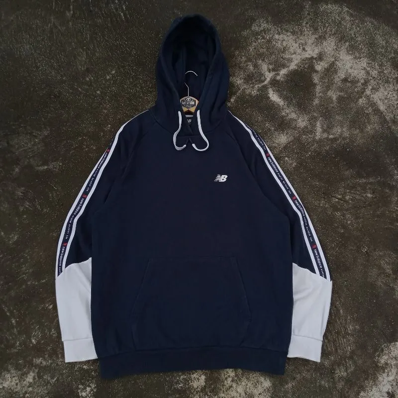 New Balance Tapeed photo 1