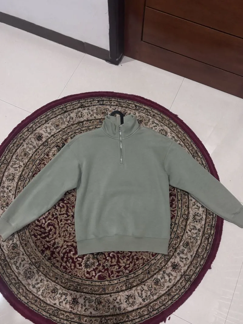 HnM Relaxed Fit Half-Zipper Sweatshirt - Green photo 1