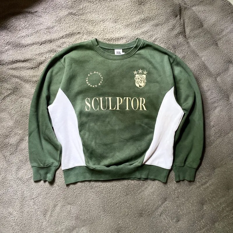 Boxy Oversize Casual Crewneck photo 1