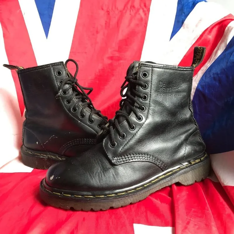 The Original Dr Martens docmart boots 1460 8 hole docmarts b photo 1