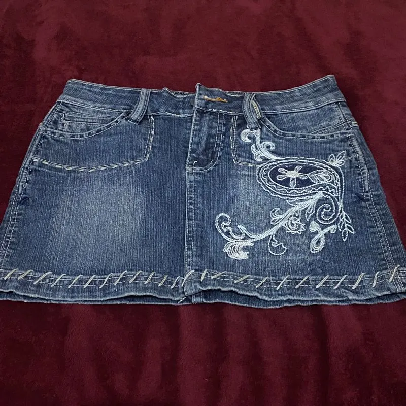 rok levis photo 1