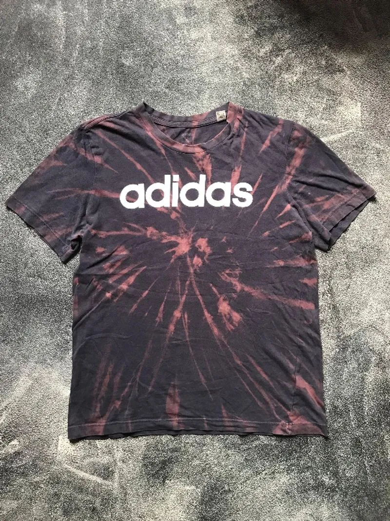 Adidas font tee photo 1