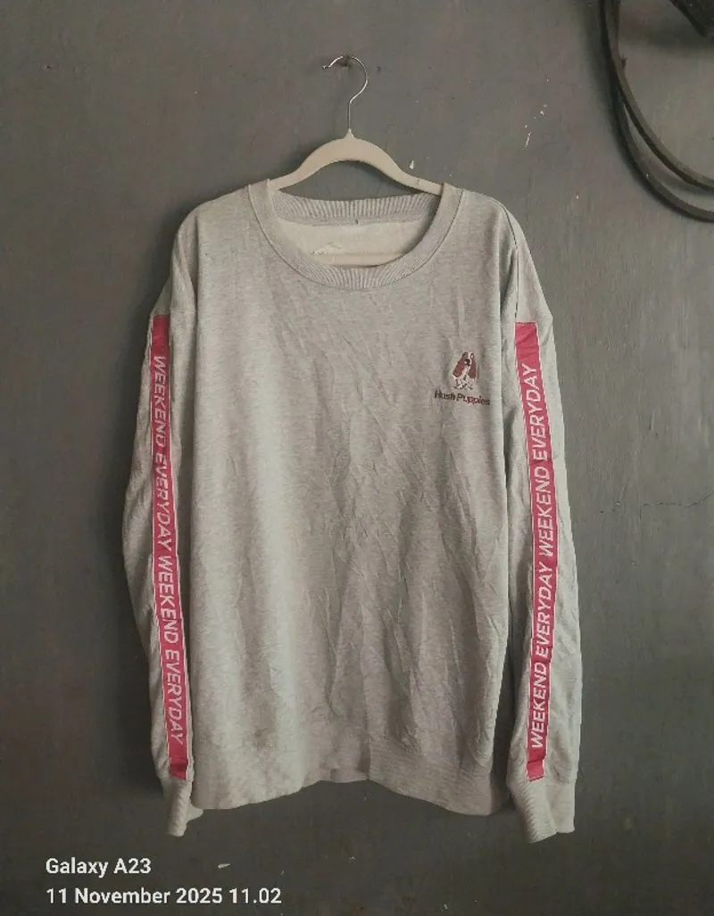 Crewneck spellout fashion hush puppies size xl photo 1