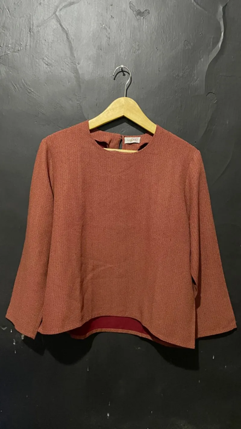 A034 Orange pattern blouse photo 1