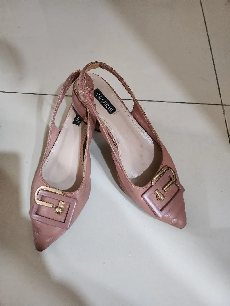 Valerie Flat photo 1