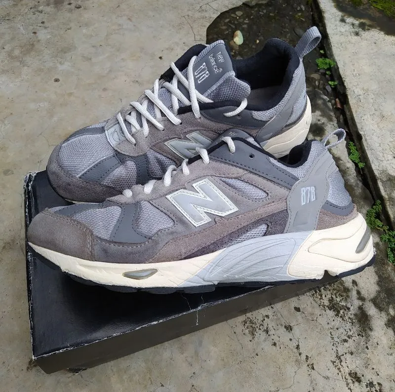 New balance 878 Grey (second ori) photo 1