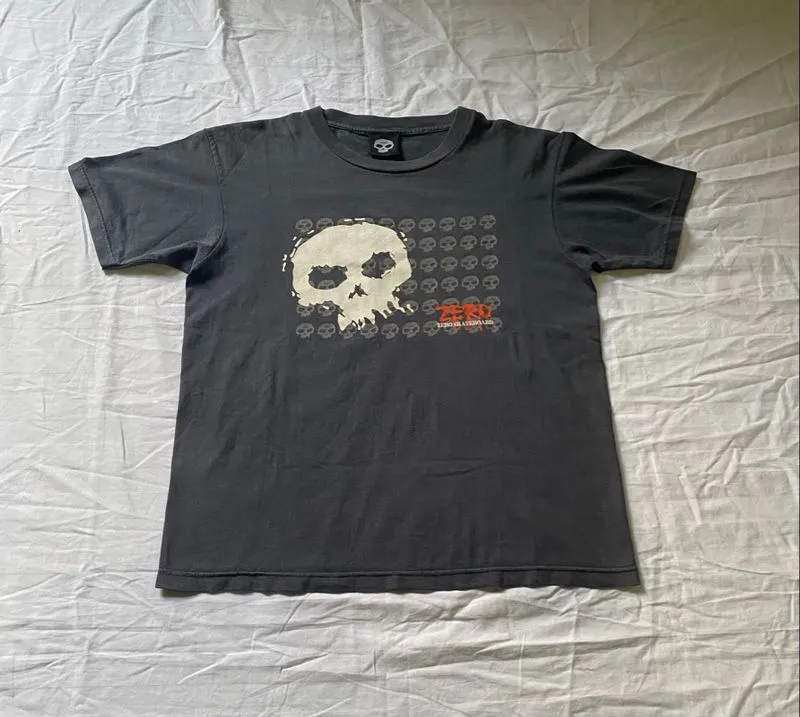 ZERO Skateboards vintage tee 90's photo 1