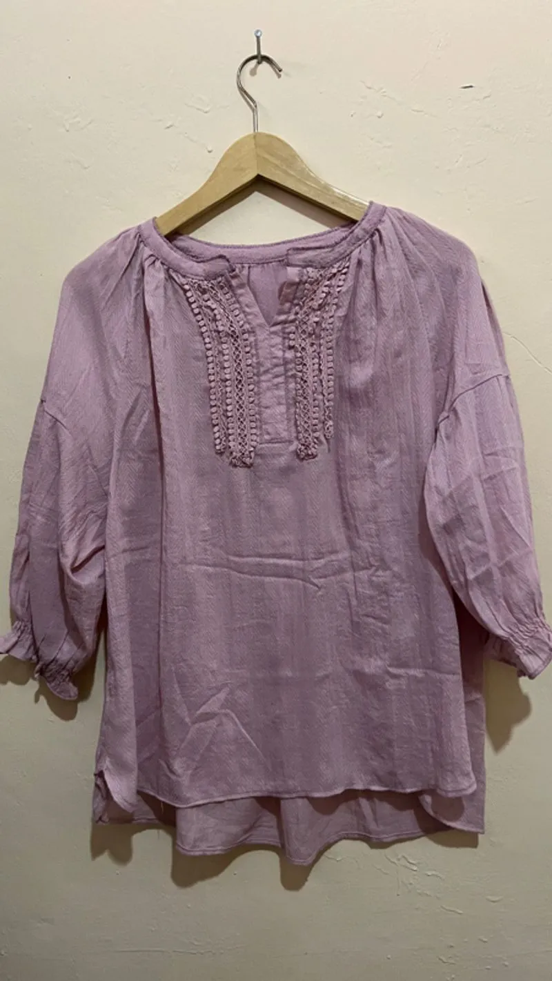 Pink blouse photo 1