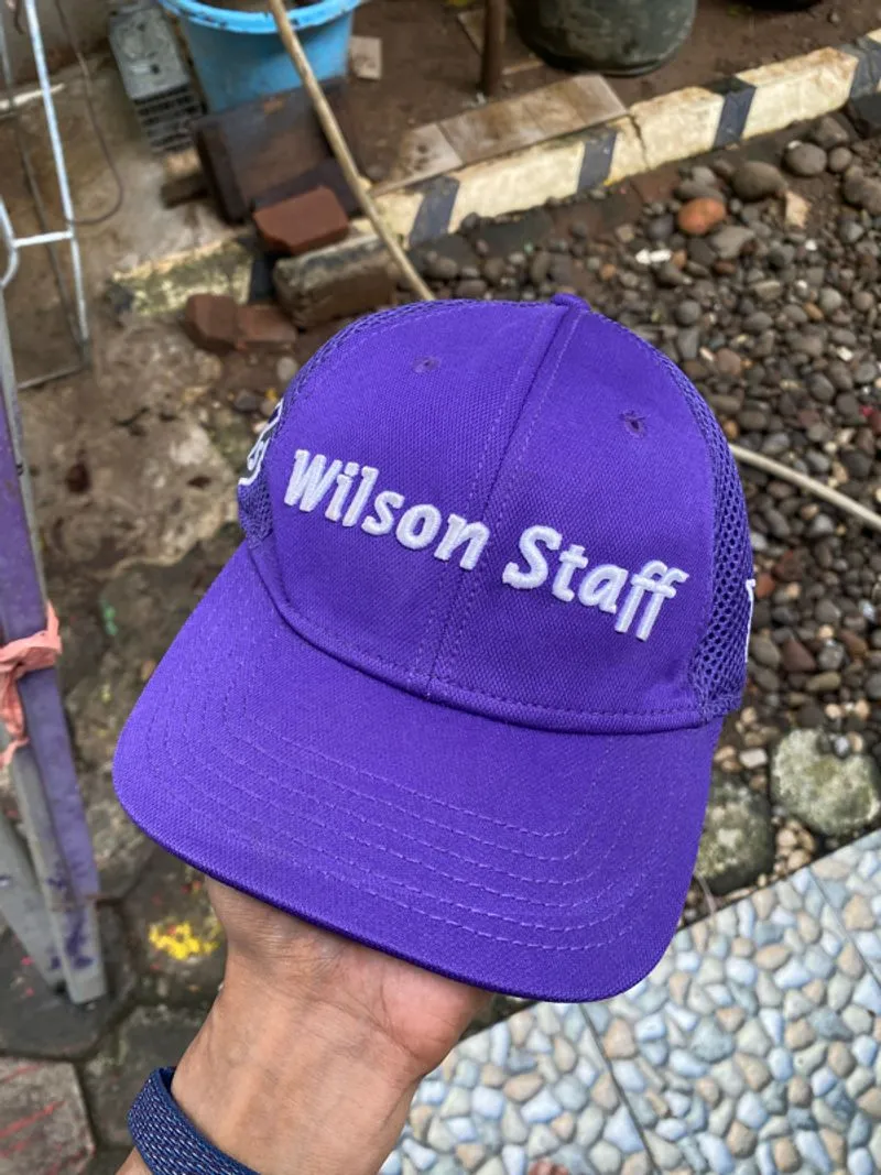 Topi Golf Wilson Staff photo 1