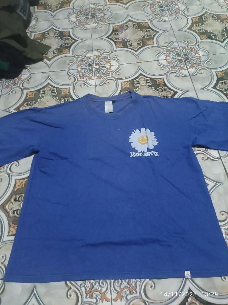 Blue Sunflower oversize t-shirt photo 1