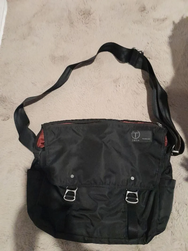Tumi Tech messenger bag photo 1