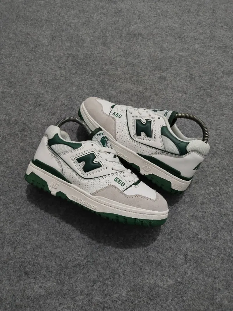 new balance 550 photo 1