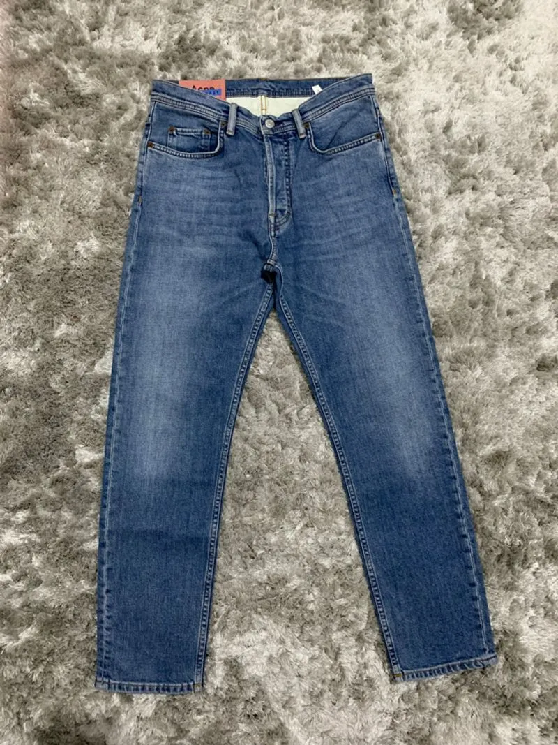 acne studios photo 1
