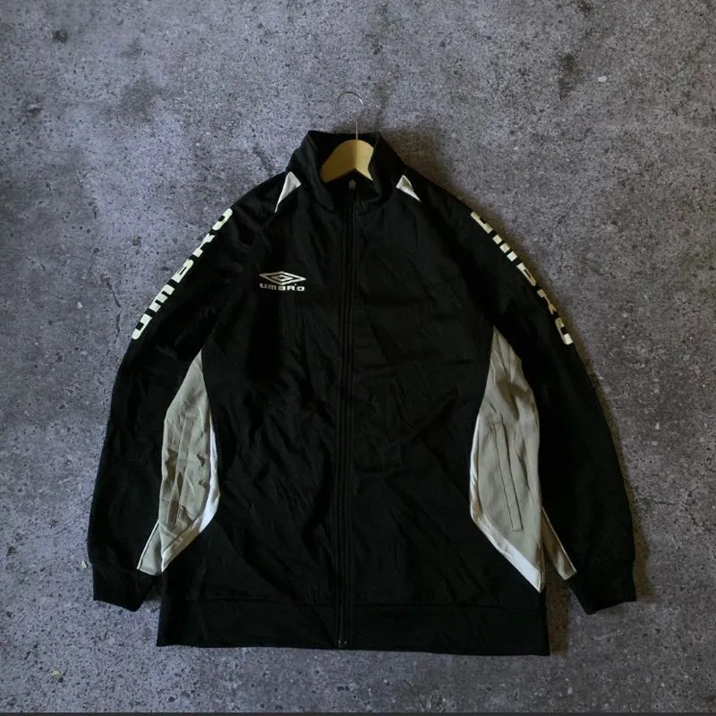 Vtg Tracktop Umbro Spellout photo 1