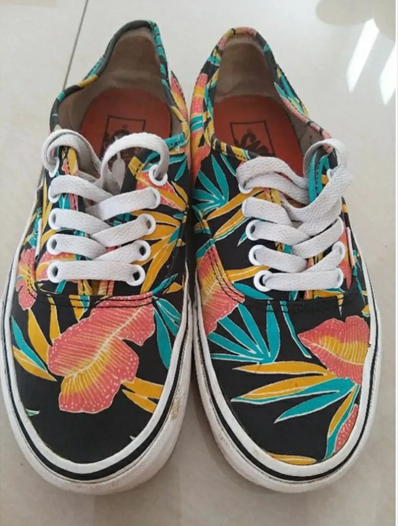Vans sneakers photo 1
