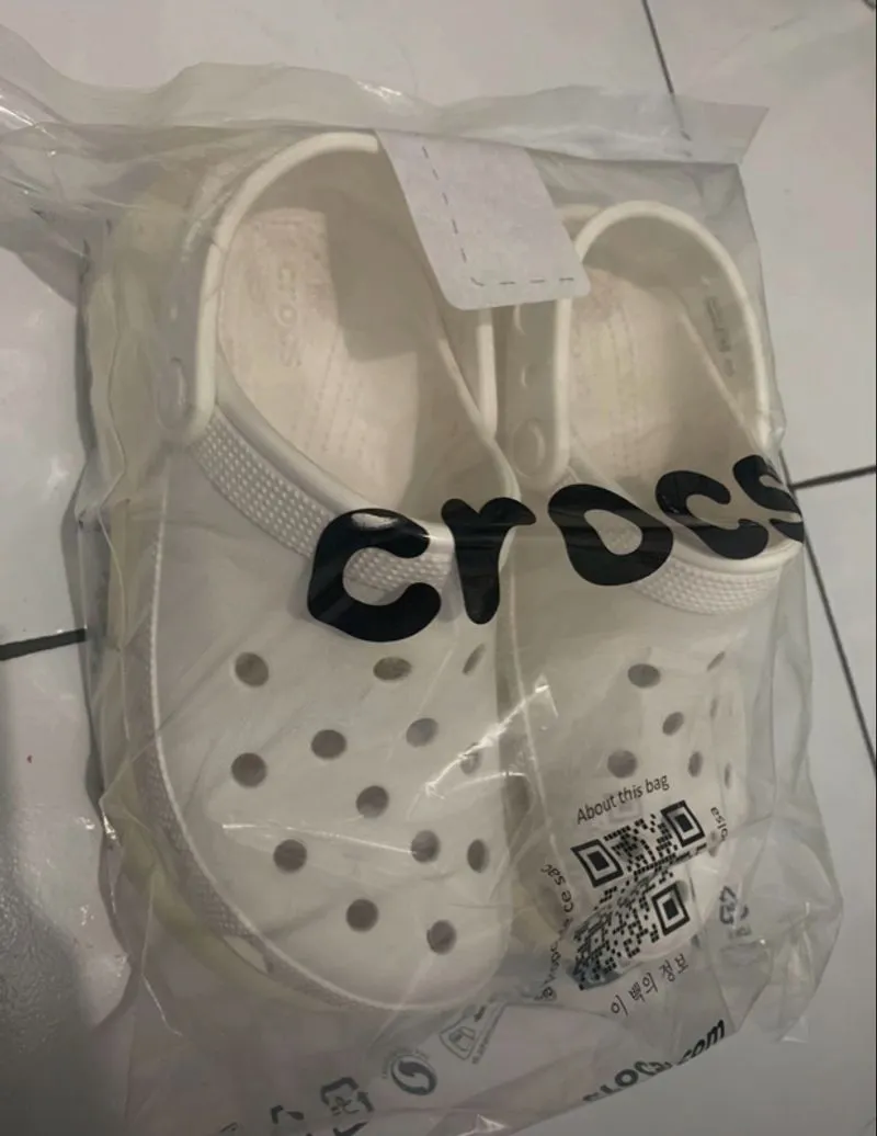 Crocs White photo 1