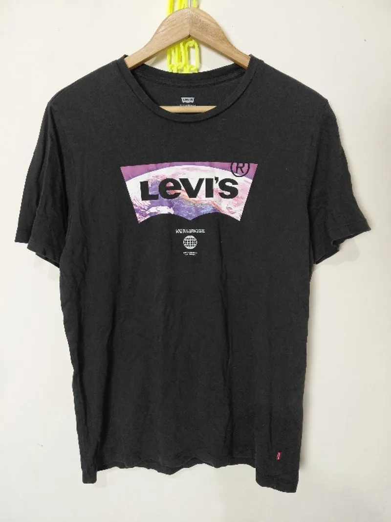 Levi's  photo 1