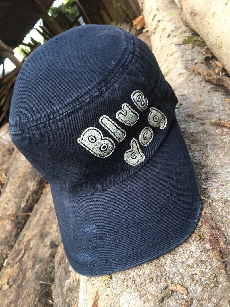 BlueDog hat photo 1