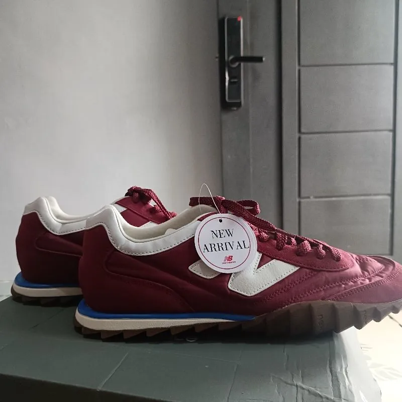 Sepatu olahraga sneakers New Balance RC 30 size 44 photo 1