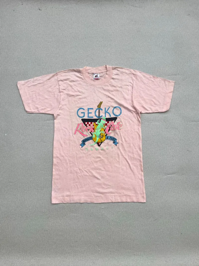 Vintage 80s Gecko Rock Cafe Hawaii Tshirt  photo 1