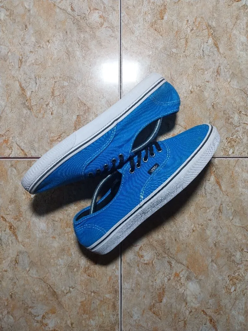 Vans Authentic Classic photo 1