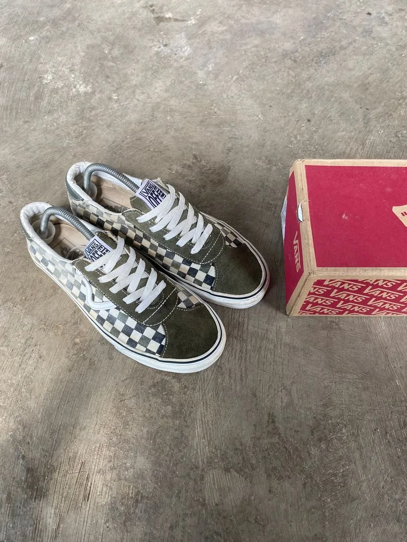 VANS Skater Casual Sneakers Pria white green gray photo 1