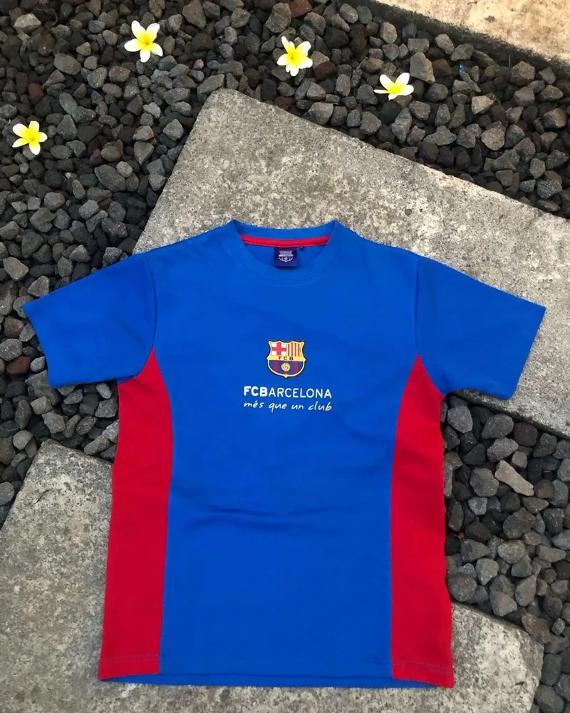 Custo Barcelona Sportswear Casual Jersey Pria red blue photo 1