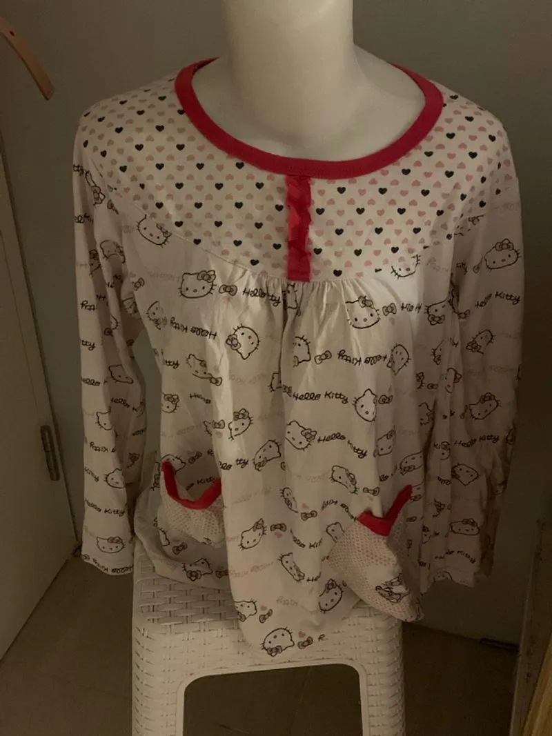 Bundle pajamas ( buy 4 get 1 ) photo 1
