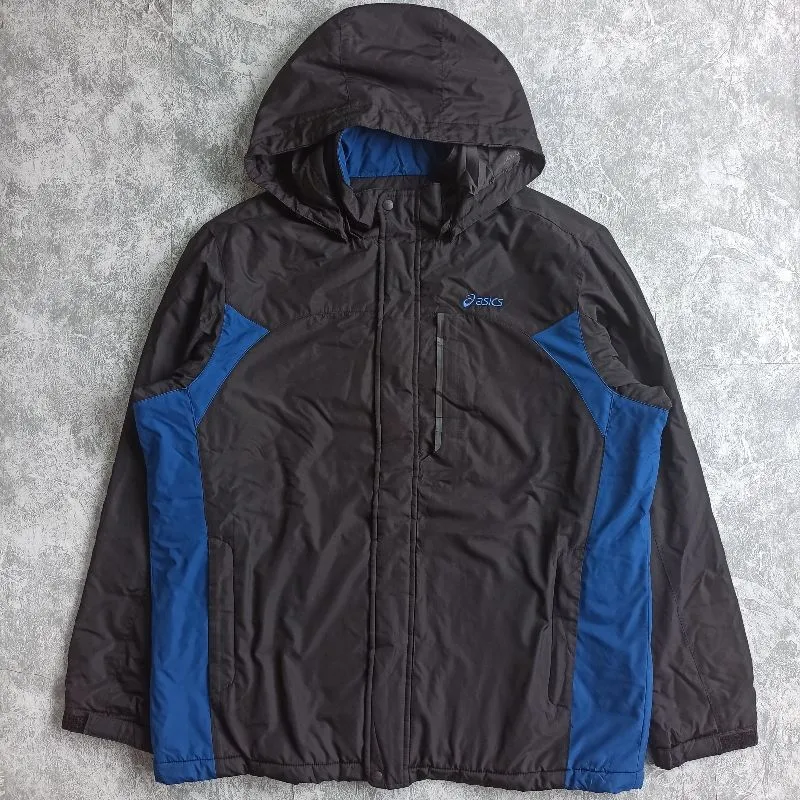 Asics Outdoor Jacket photo 1