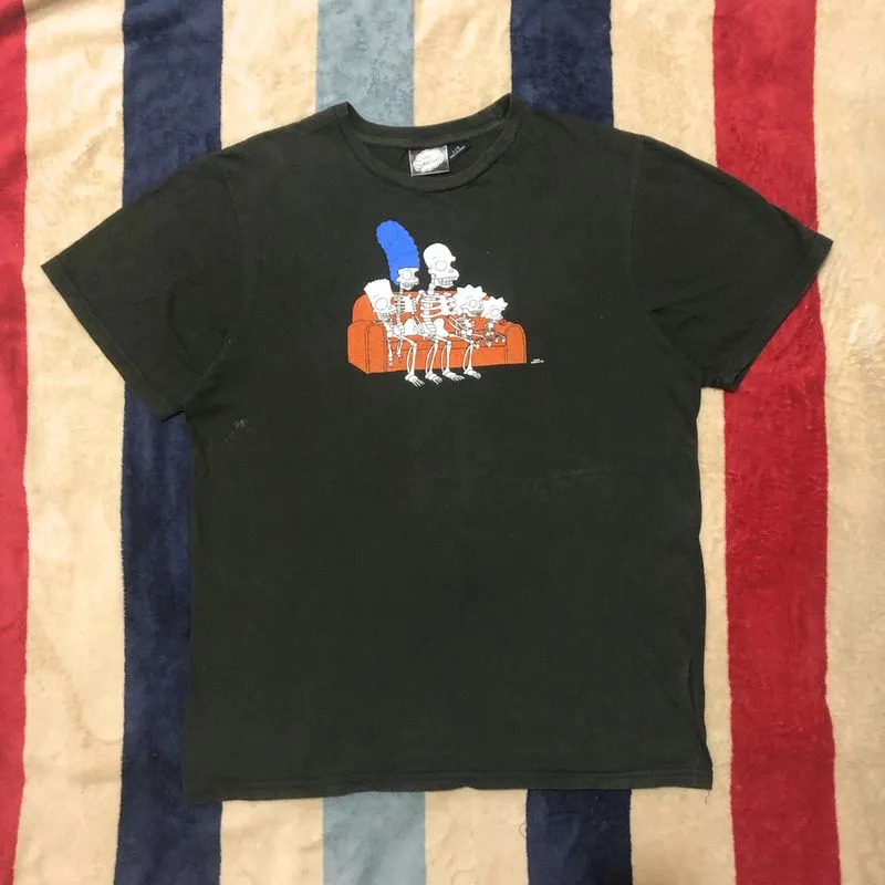 Vintage The Simpsons Treehouse of Horror Skeleton Family Tee photo 1