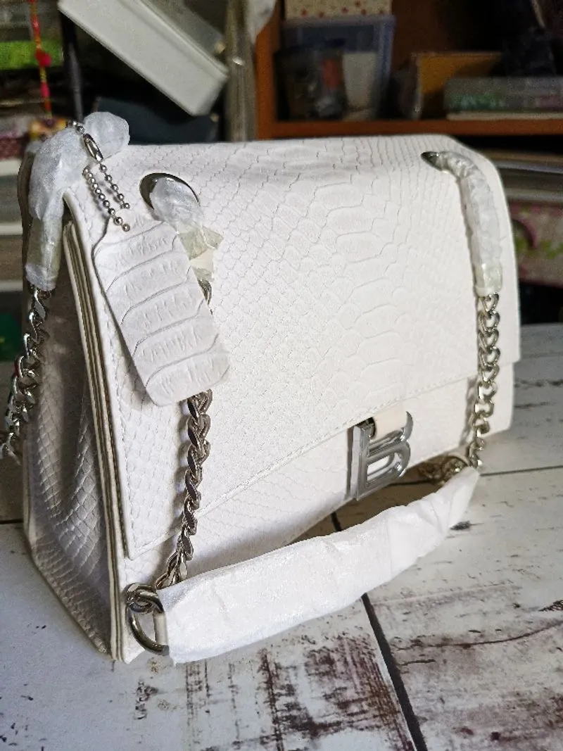 Handbag Balen KW, warna putih tulang photo 1
