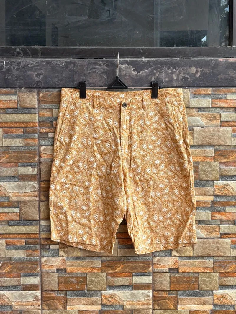 [Termurah] Uniqlo Paisley Bandana Shorts Good Condi photo 1