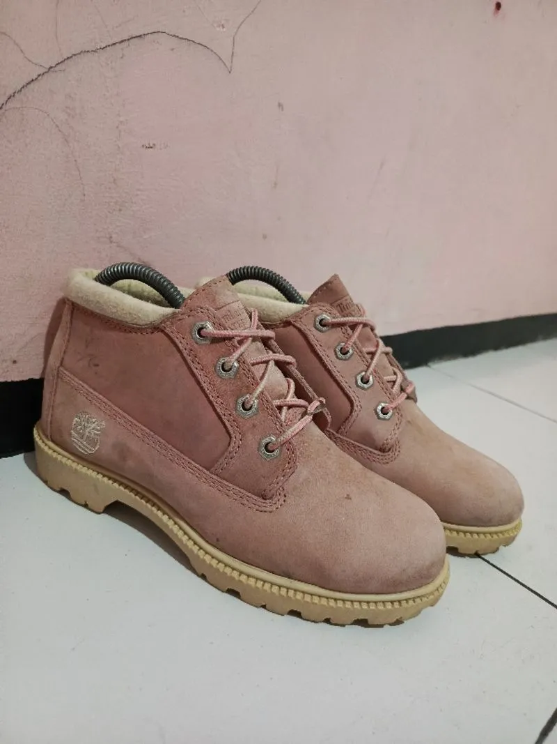 Timberland Nellie Chukka Boots pink photo 1