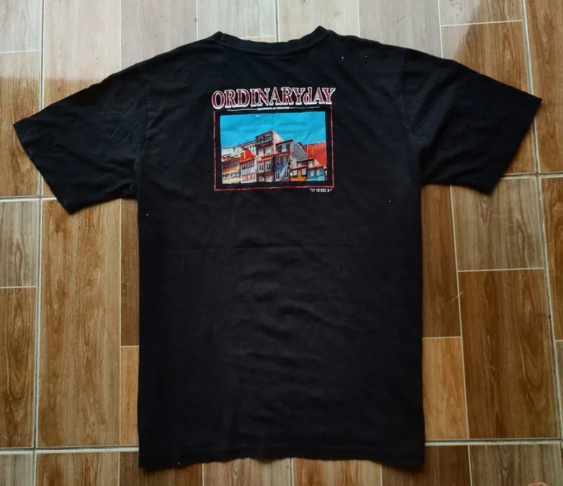 Casual T-shirt Pria black photo 1