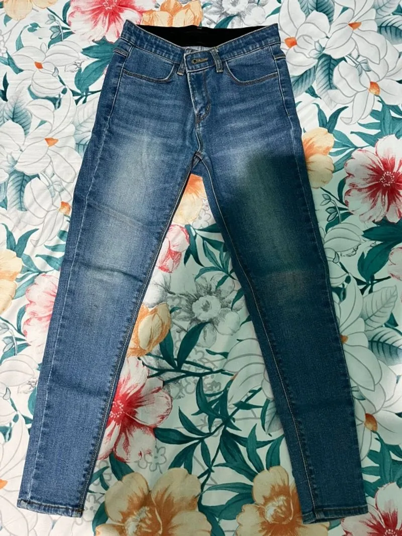 Skinny jeans  photo 1