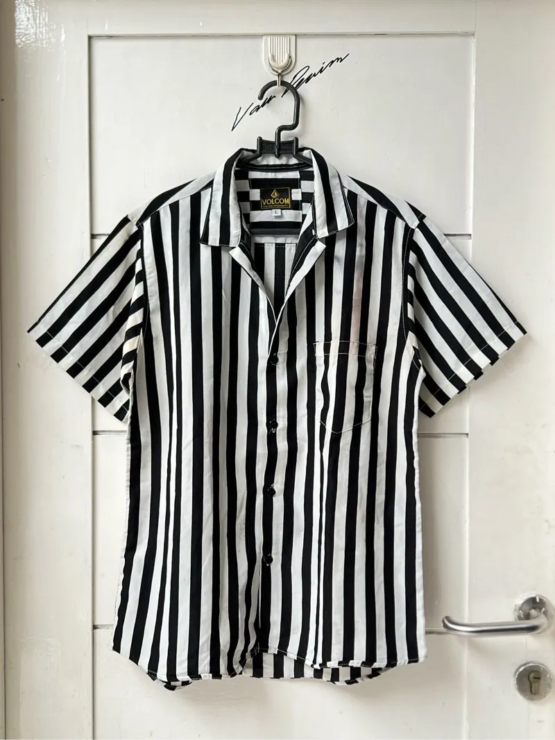 SALE!! VOLCOM Striped Shirt photo 1