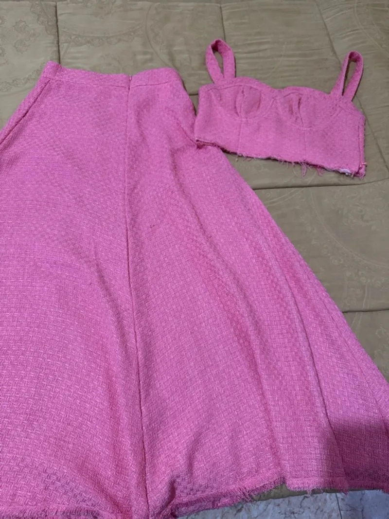 One set pink bkk photo 1