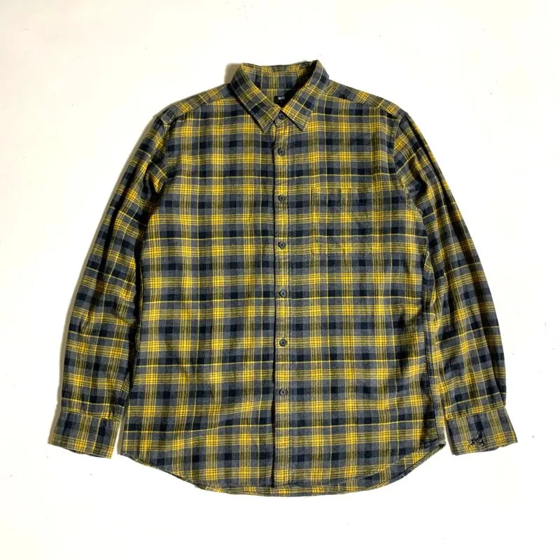 KEMEJA FLANEL UNIQLO photo 1