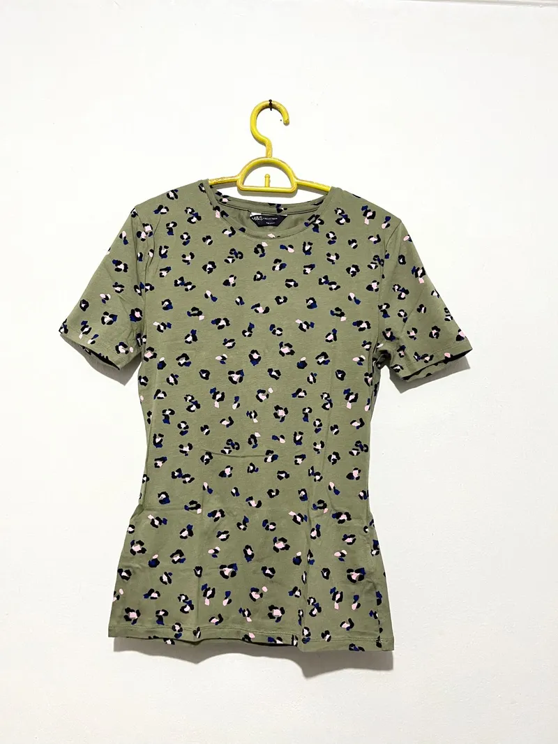 Marks & Spencer T-shirt Wanita green photo 1
