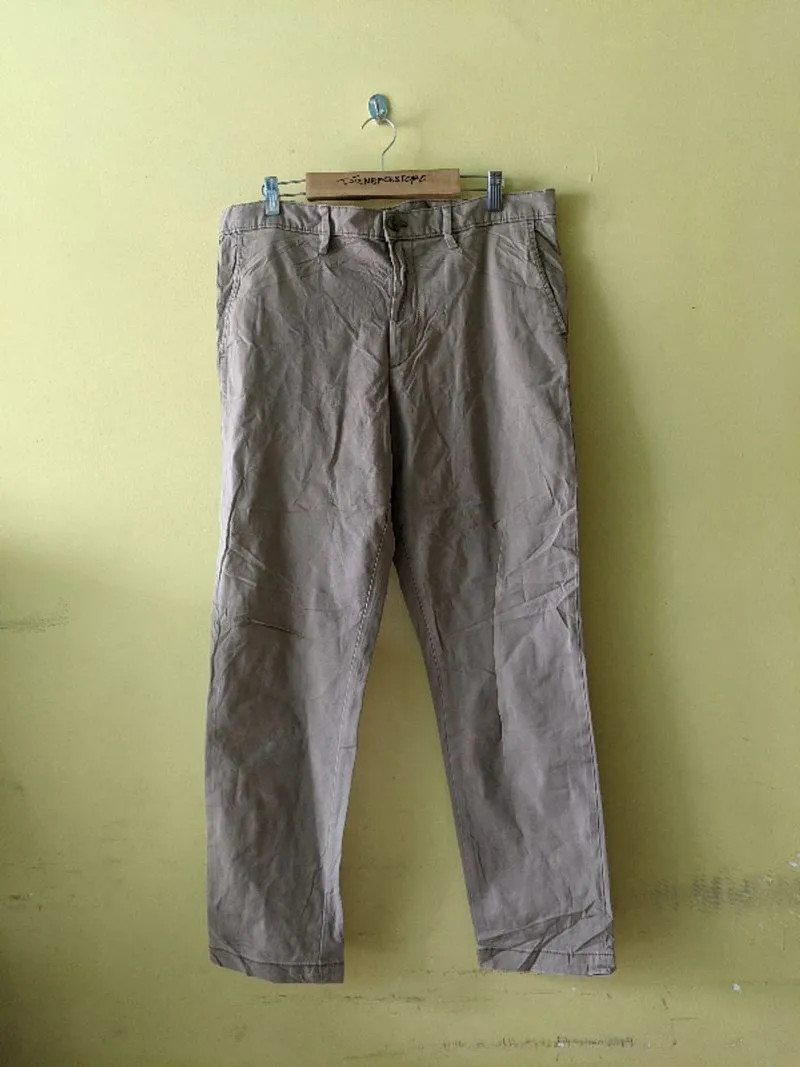 Banana Republic Men's Slim Lived In Acorn Chino Long Pants photo 1