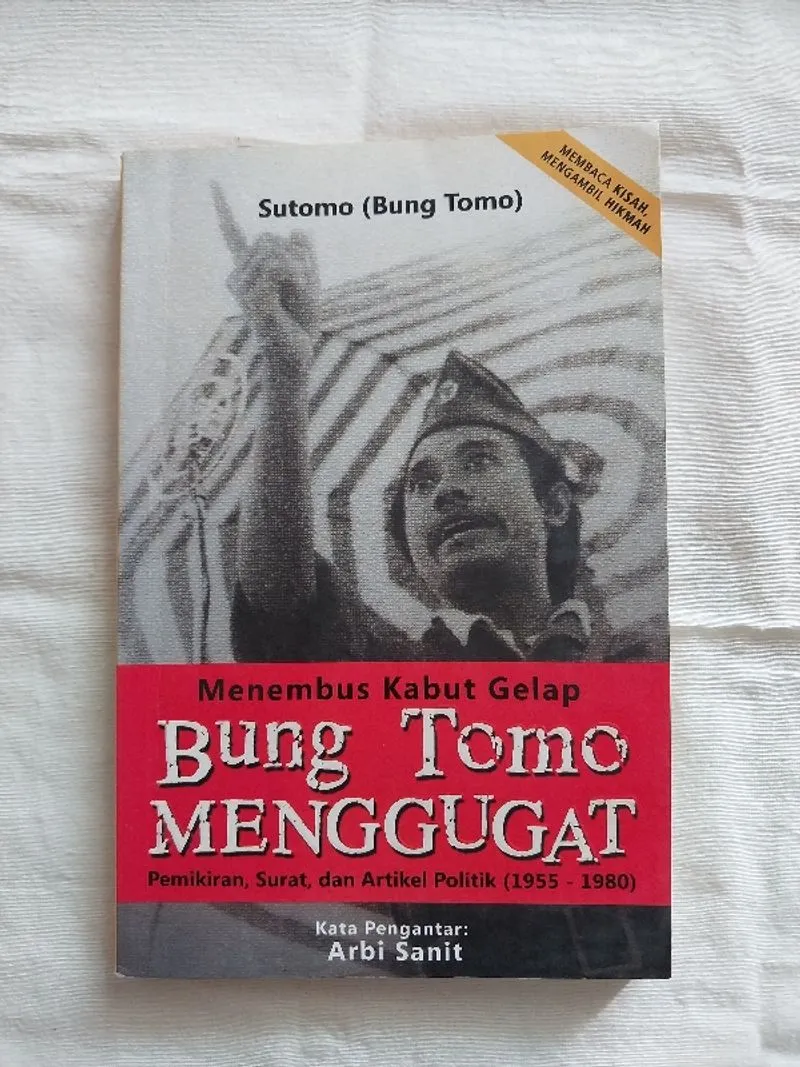 menembus kabut gelap bung tomo menggugat  photo 1