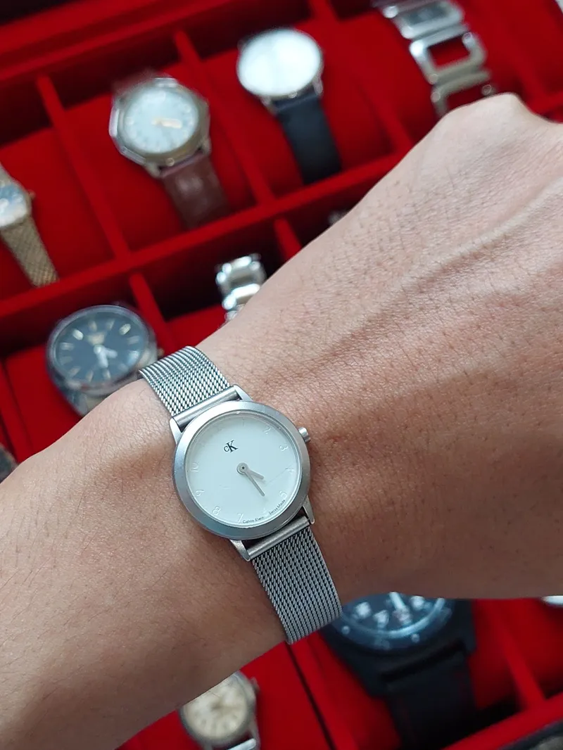 Calvin Klein Casual Wanita silver photo 1